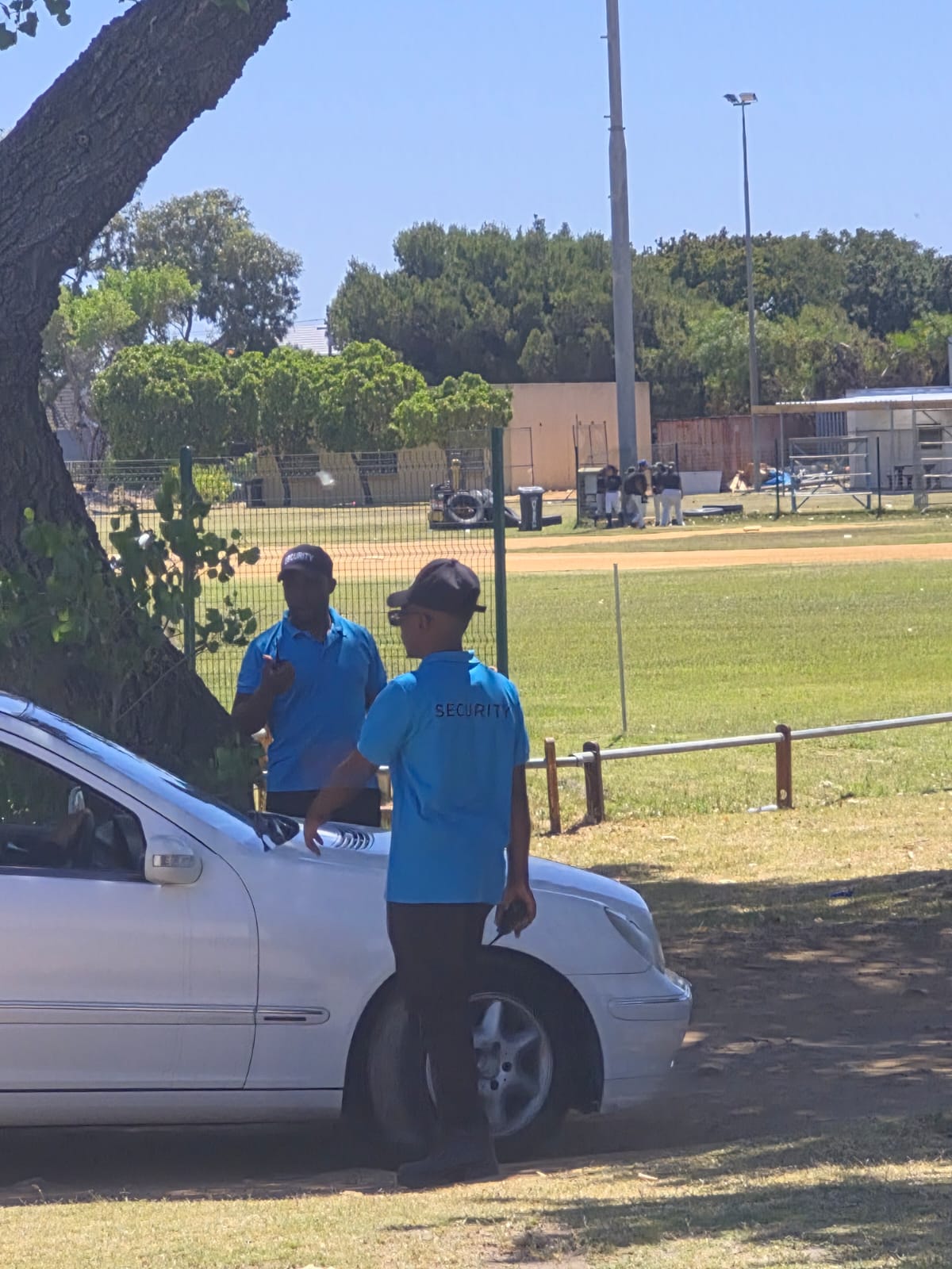 Umusa team practicing access control and front-line presence